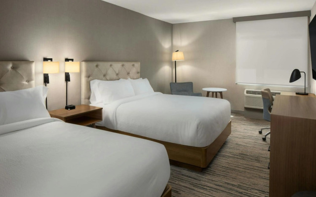 Four Points by Sheraton Downtown Seattle Center