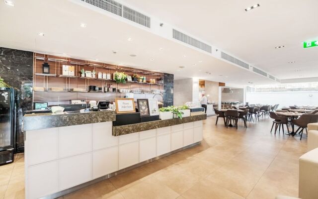 Posh Residence Thonglor by Favstay