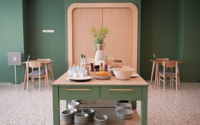The Rise Suites Hotel Chiang Mai
