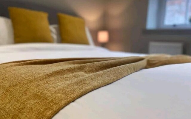 Exquisite, Cosy 2-bed Apartment in Salford