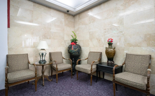 Hotel 165