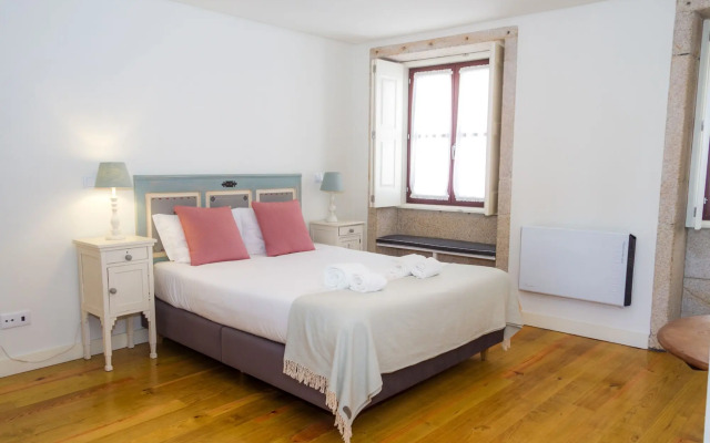 Liiiving in Porto - Historic Clerigos Studio 4F