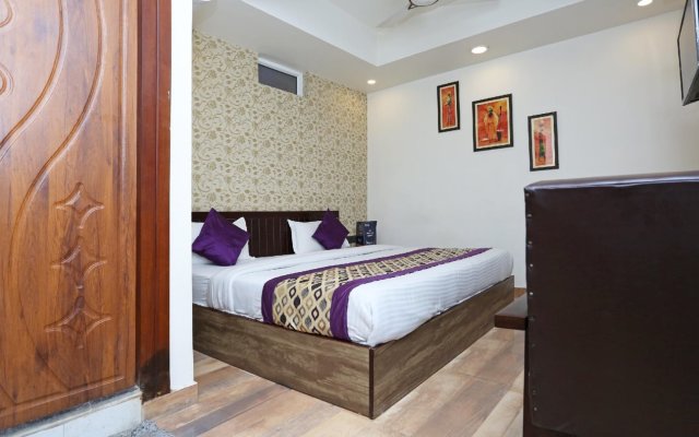 Hotel RR Palace by OYO Rooms