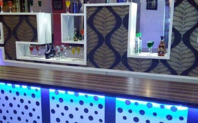 Phoenix Hotel