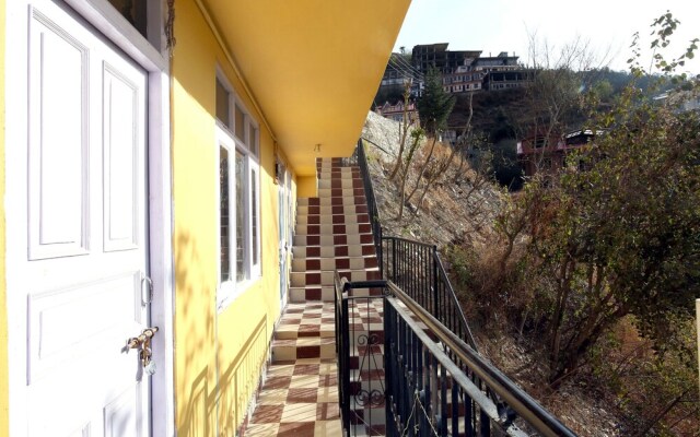 OYO 12060 Home Hill View 3BHK Bharari