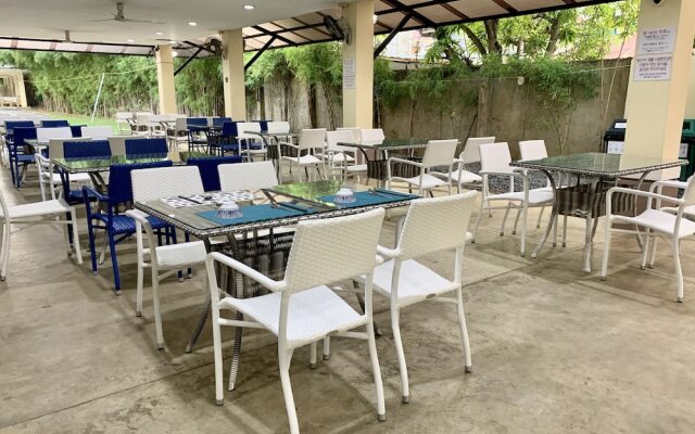 Mactan Seahorse Beach Resort - Hostel