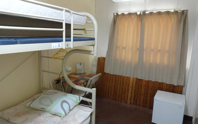 Grace Naha - Hostel – Guest Rooms – Naha