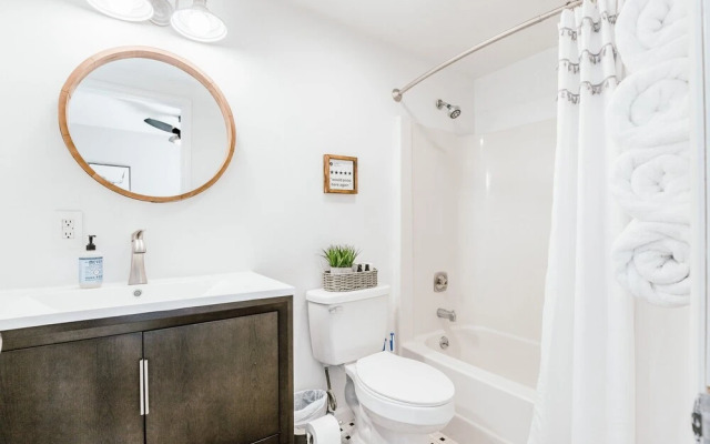 Tryon's Treasure ~ Walk to D-twn Tryon ~ Disney+