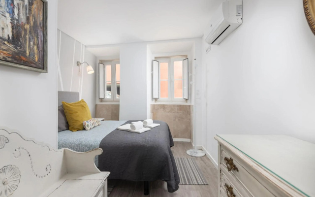 Designer Flats in Lapa by LovelyStay