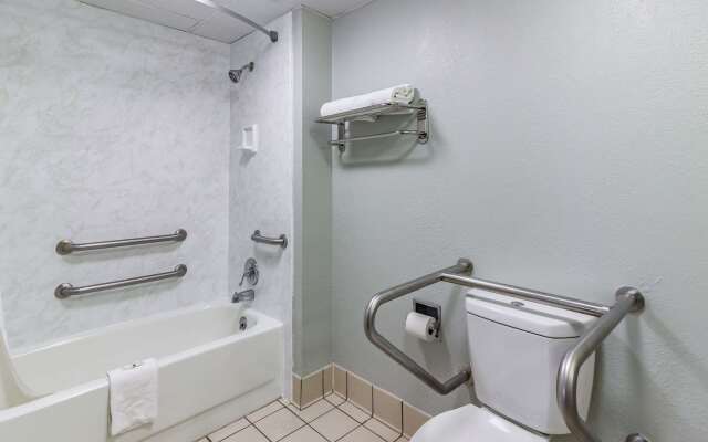 Quality Inn Goodlettsville