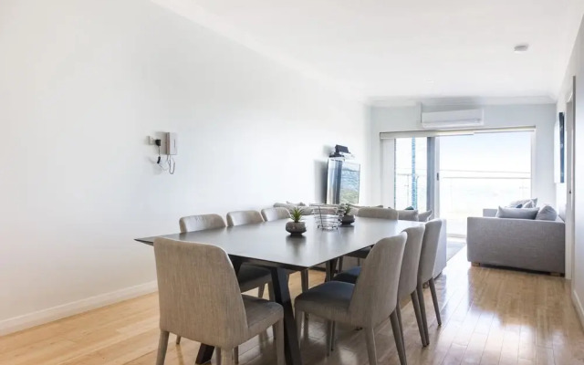 Oceans Up - Luxury Apartment With Ocean Views