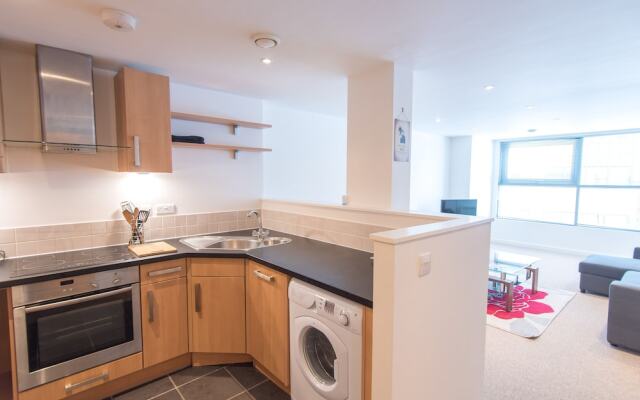 Hamilton Grace - Paramount Apartments