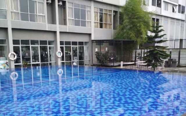 Great Choice 2Br At The Edge Bandung Apartment