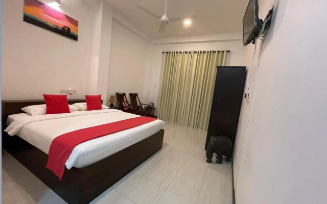 Hikka Holiday Inn