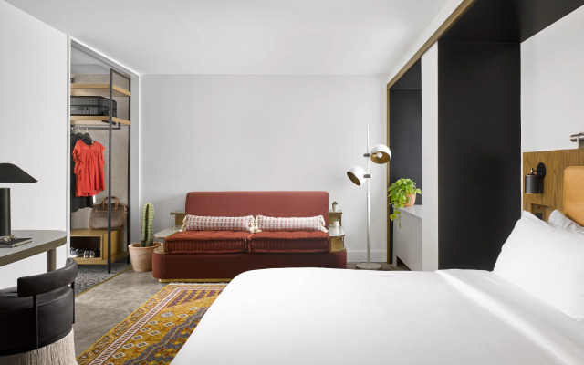 Yours Truly DC, Vignette Collection by IHG