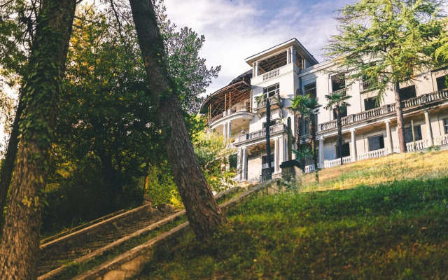 Yupshara Hotel