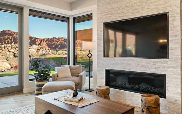 Snow Canyon Retreat #13 by RedAwning