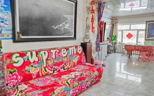 Jixiang Gege Hostel