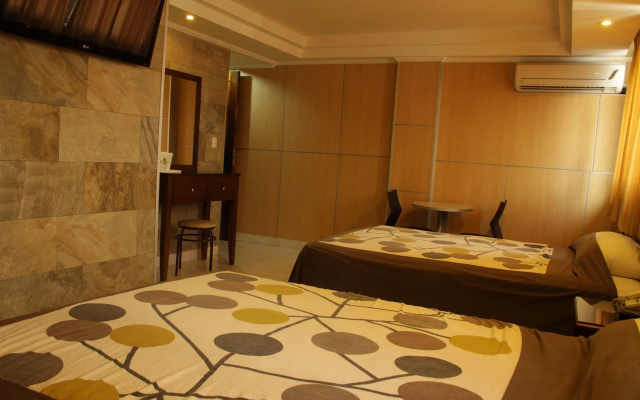 Hotel San Thomas Inn