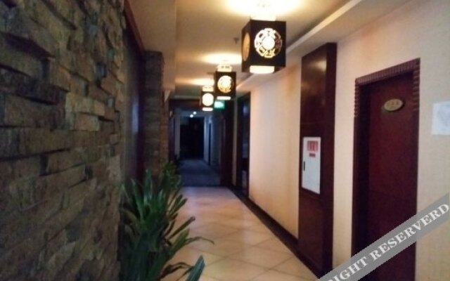 轻旅酒店(重庆沙坪坝火车站店)