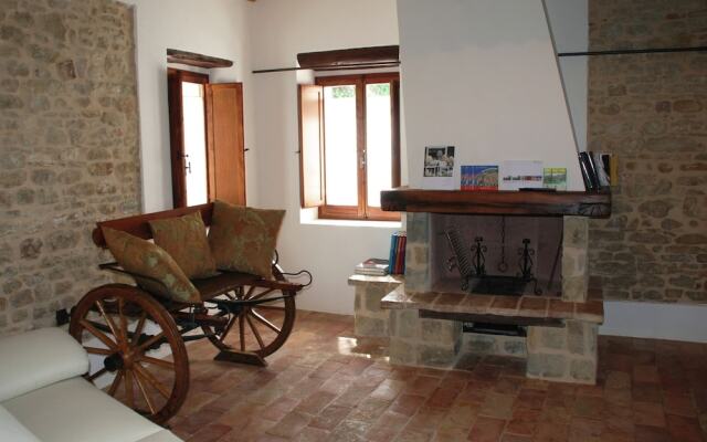 Belvilla by OYO Lisa Fonte Parolla