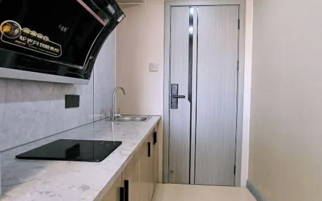 Hengdian Chunai Smart Apartment (Mingqing Gongyuan Branch)