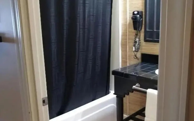 Southern Comfort Suites