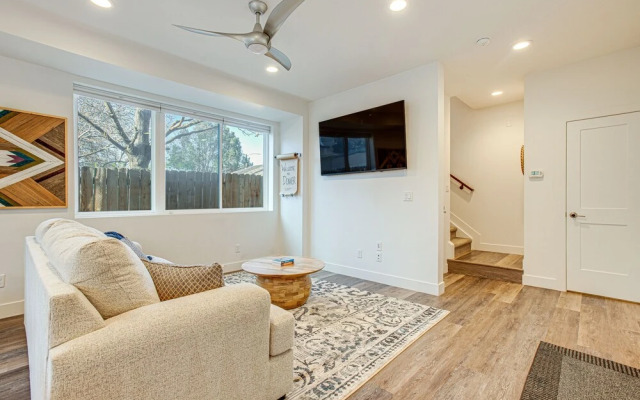 Modern Denver Vacation Rental W/ Rooftop Deck!