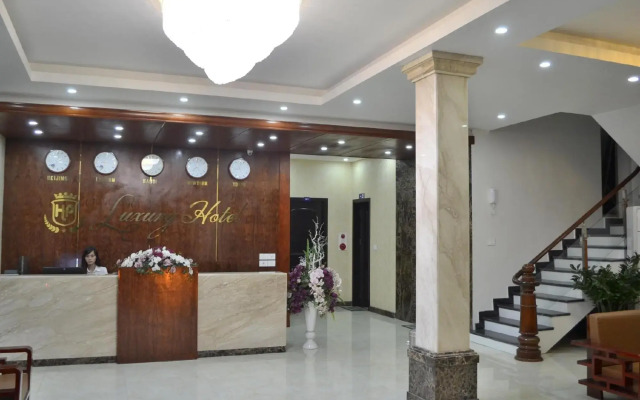 Luxury Hotel