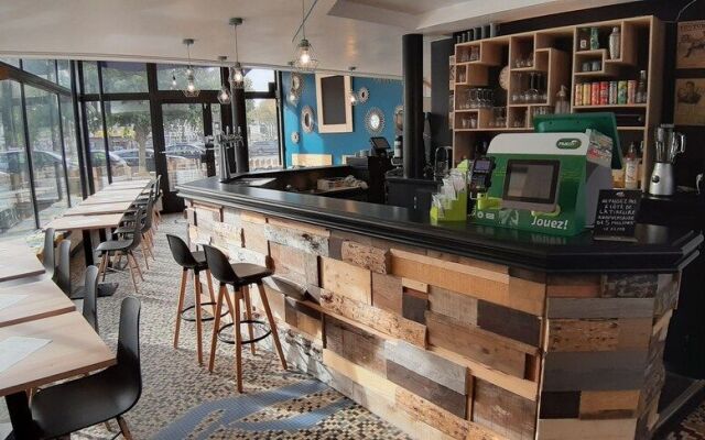 Hotel La Croisette & Restaurant Bistrot Gantier