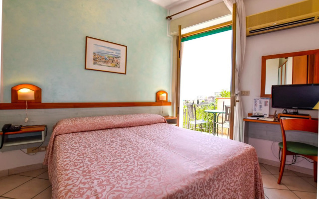 Hotel Condor