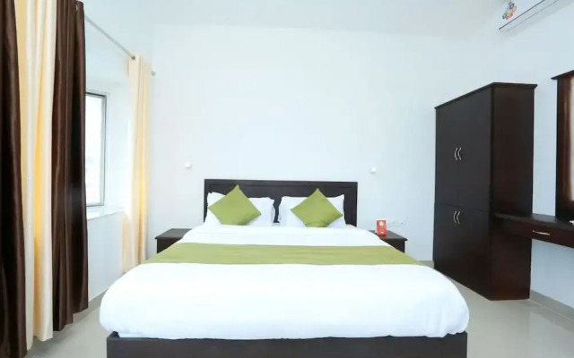 OYO 14328 Hotel Rv Tower
