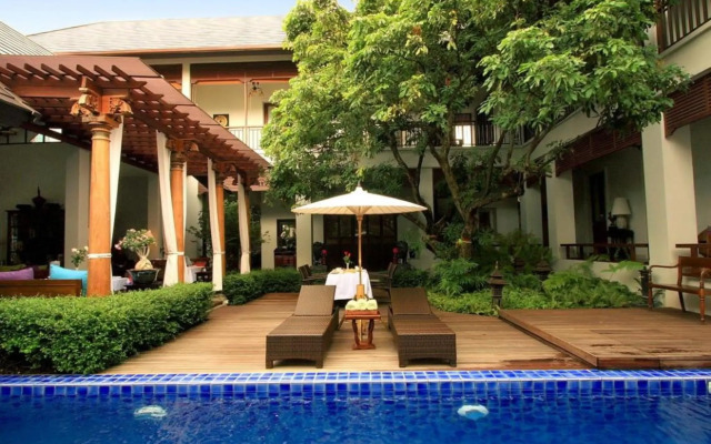 Baan Klang Wiang Hotel