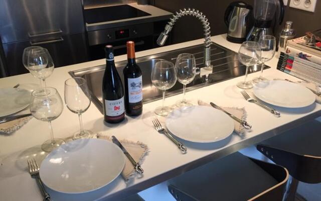 Montmartre and Antiques Market