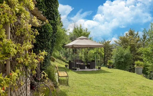Belvilla by OYO Lovely Holday Home With Garden