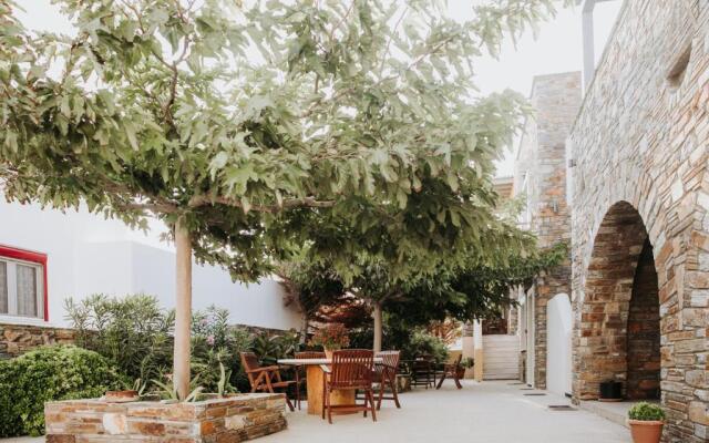 Augustis Suites