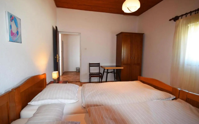 Apartment Škeva