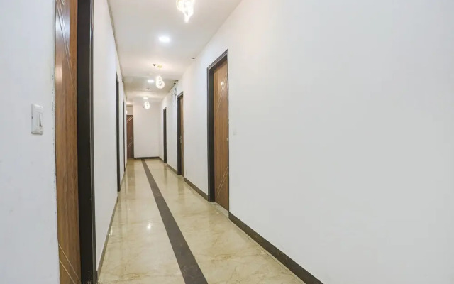Fabhotel Golden Key