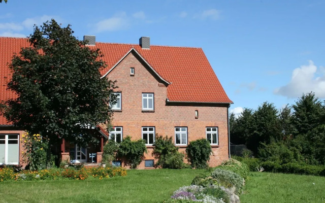 Lovely Farmhouse in Boiensdorf Amidst the Forest