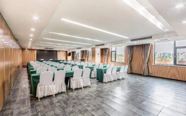 Madison Hotel Pingdingshan Government