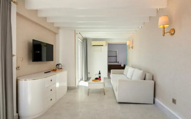 Reo Hotel & Spa