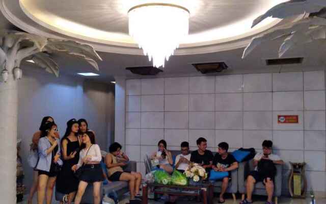 Holiday Hotel Haiphong