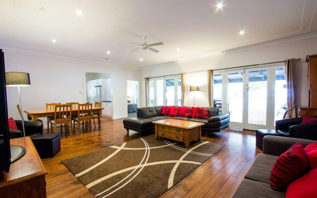 The Retreat Port Stephens