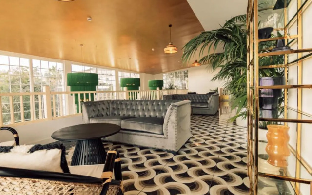 Hotel Estefanía Boutique Suites