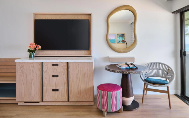 Outrigger Kaanapali Beach Resort