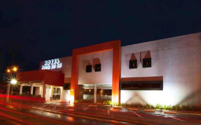 Hotel Puerta Del Sol