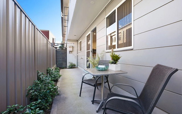 Newcastle Short Stay Apartments - Birmingham Garden Townhouses