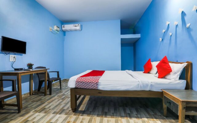 Ann's Blue By OYO Rooms