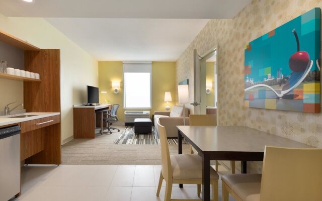 Home2 Suites by Hilton Roseville Minneapolis