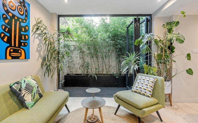 Luxury Central London Apartment With 3 Bedrooms